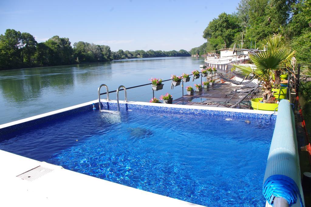 Peniche Le Hasard Bed and Breakfast Villeneuve-lès-Avignon Εξωτερικό φωτογραφία