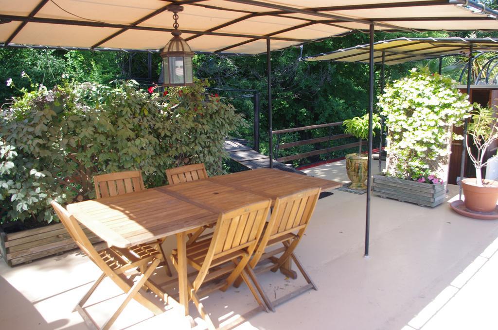 Peniche Le Hasard Bed and Breakfast Villeneuve-lès-Avignon Εξωτερικό φωτογραφία